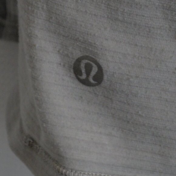 Lululemon Intensi-Tee Long Sleeve In Heathered Seal Grey / Battleship Sz 10 - Picture 10 of 10